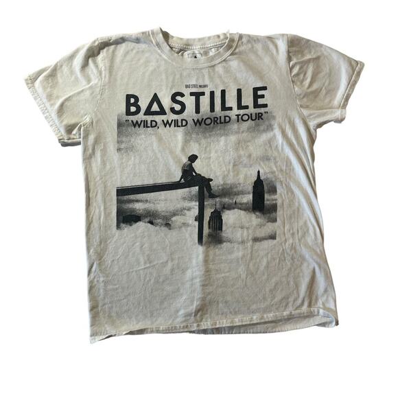 Bastille 2017 wild wild world - Picture 1 of 3